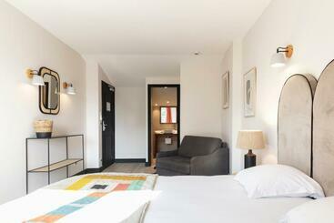 هتل Hôtel L Arena