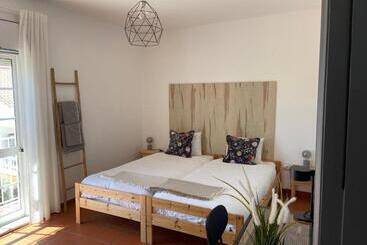 پانسیون Guesthouse Releash Aljezur
