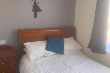 پانسیون The New Macleods Guest House
