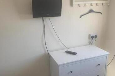پانسیون The New Macleods Guest House