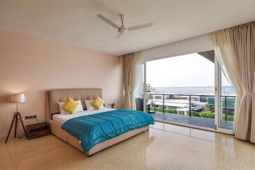 St Jacinto Island Villa By Jadecaps  Bay View And Infinity Pool Near Goa Airport