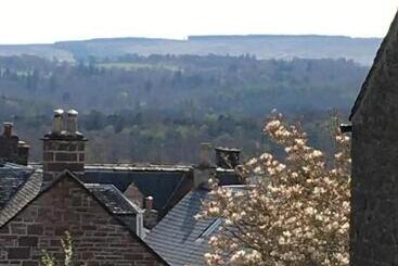 The Art Loft, Crieff: Town Centre Apartment
