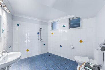 Airlie Sun & Sand Accommodation #4