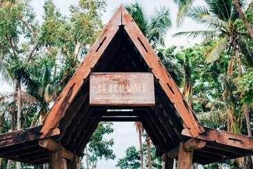 Airlie Sun & Sand Accommodation #4