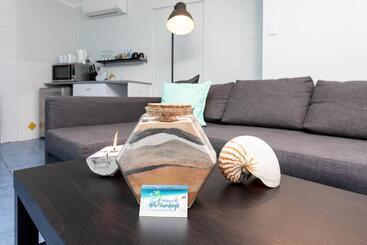 Airlie Sun & Sand Accommodation #4