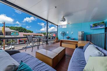 Airlie Sun & Sand Accommodation #4