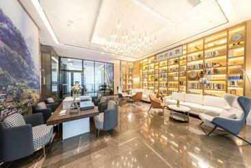 هتل Atour  Kunming Economic Development Zone