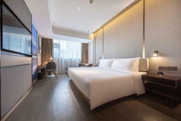 هتل Atour  Kunming Economic Development Zone