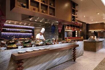 هتل Doubletree By Hilton Shah Alam I City