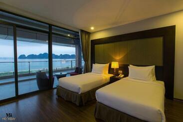 هتل Halomoon Ha Long
