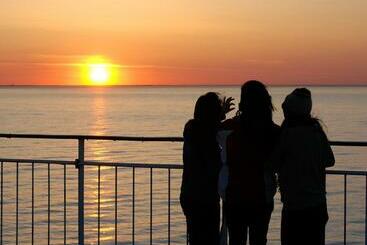 هتل Viking Line Ferry Gabriella One Way Journey From Stockholm To Helsinki