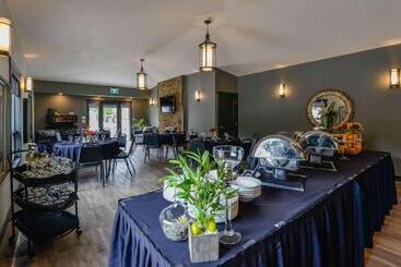 Bighorn Meadows Resort