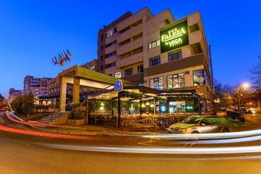 Faleza Hotel By Vega