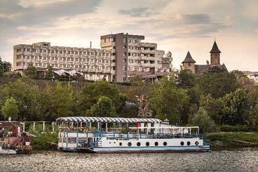 Faleza Hotel By Vega