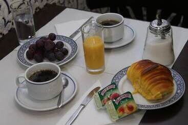 هتل D' El Rei B&b