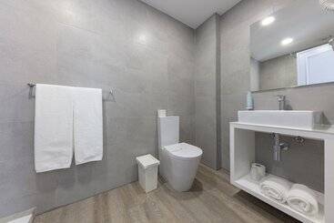هتل D' El Rei B&b