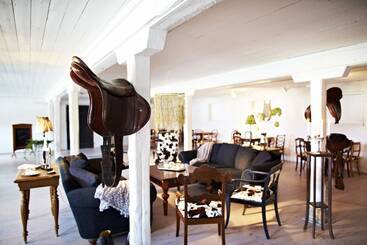 هتل Hem Till Gården Boutique