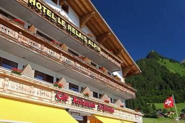 هتل Hôtel Le Relais Alpin