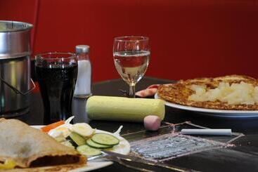 酒店 Pannenkoekhuis Vierwegen