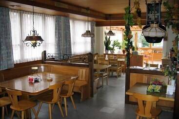 Отель Restaurant Rebstock