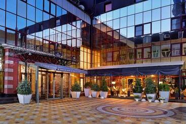 هتل Residence