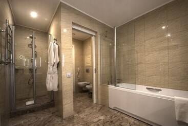 هتل Residence