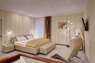هتل Residence