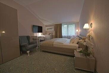 هتل Residence