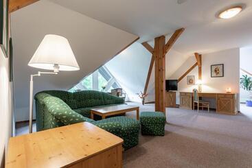 هتل Sanatorium Mariot