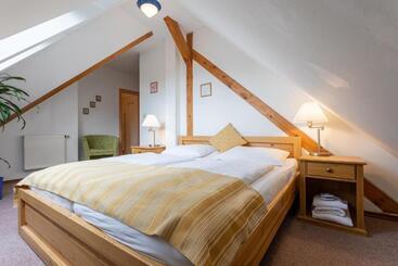 هتل Sanatorium Mariot