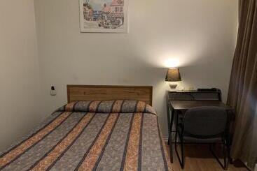 Kings Court Motel