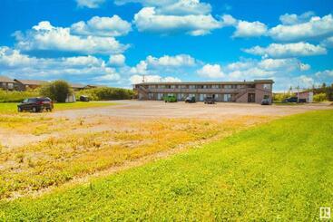 Kings Court Motel