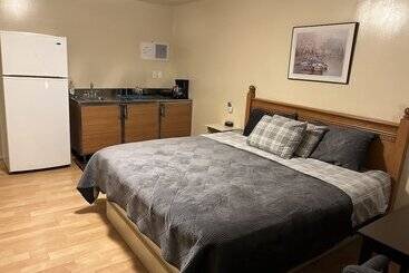 Kings Court Motel