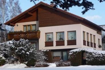 펜션 Gästehaus Tropf