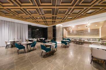 Atour Hotel Shijiazhuang East Zhongshan Road
