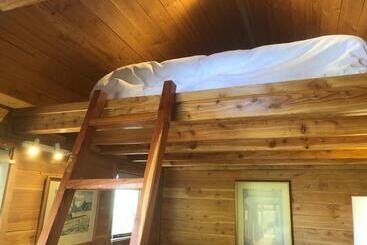 민박 Studio Or Cabin On Whitby