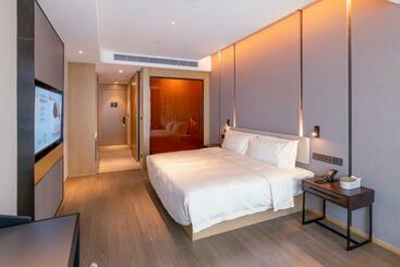 Atour Hotel Huizhou Zhongkai Tianyi