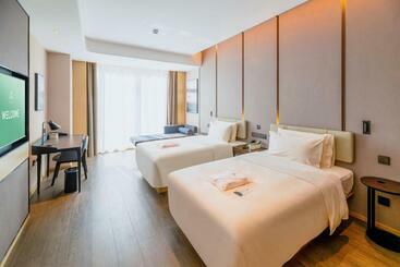Atour Hotel Huizhou Zhongkai Tianyi