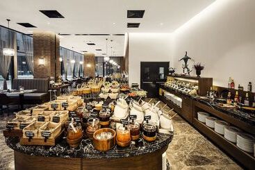 هتل Dedeman Kartepe Kocaeli