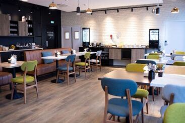 هتل Ibis Budget Saint Nazaire Centre Gare
