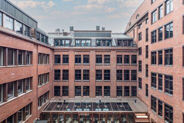 هتل Scandic Helsinki Hub