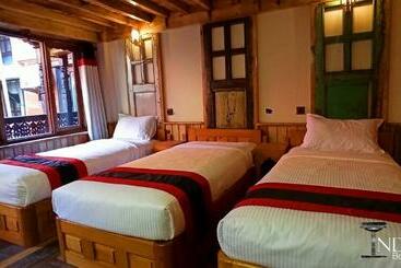 Indrayani Boutique Hotel & Cafe