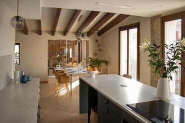 Singularstays Santa Cruz 9
