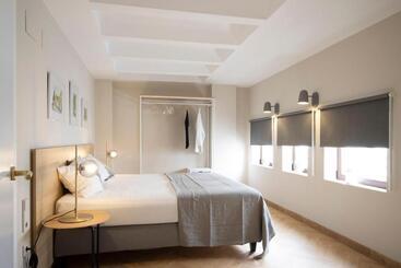 Singularstays Santa Cruz 9