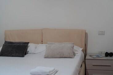 آپارتمانهای توریستها Duplex Open Space With Private Courtyard In Center