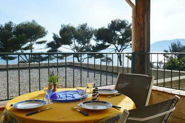 Bel Appartement 4 Pers Plage De Gigaro 114