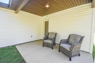 Charming & Comfy   Close To Stadium & Campus   Parents   Game Weekend