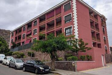Espacioso Apartamento De 2 Dormitorios