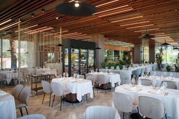 هتل Prado Luxury