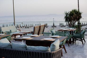 هتل Prado Luxury